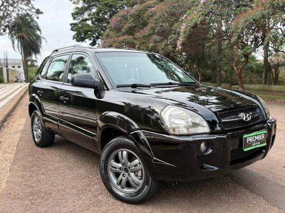 HYUNDAI TUCSON 2.0 MPFI GL 16V 142CV 2WD GASOLINA 4P AUTOMÁTICO HYUNDAI TUCSON 2.0 MPFI GL 16V 142CV 2WD GASOLINA 4P AUTOMÁTICO
